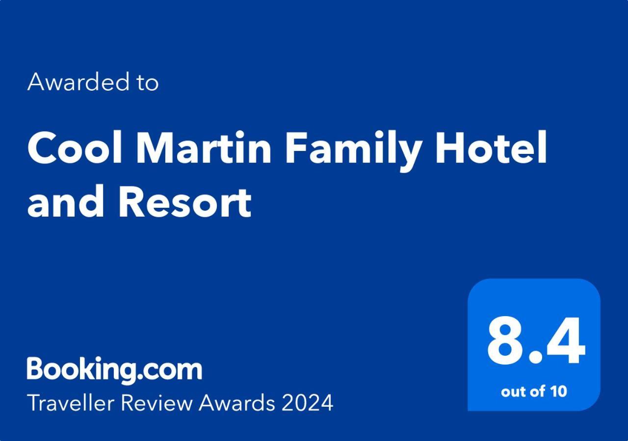 Cool Martin Family Hotel And Resort Bacoor Exterior foto